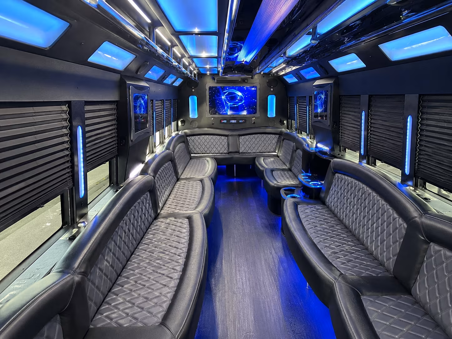 Rent a Bus to Alabama Theatre