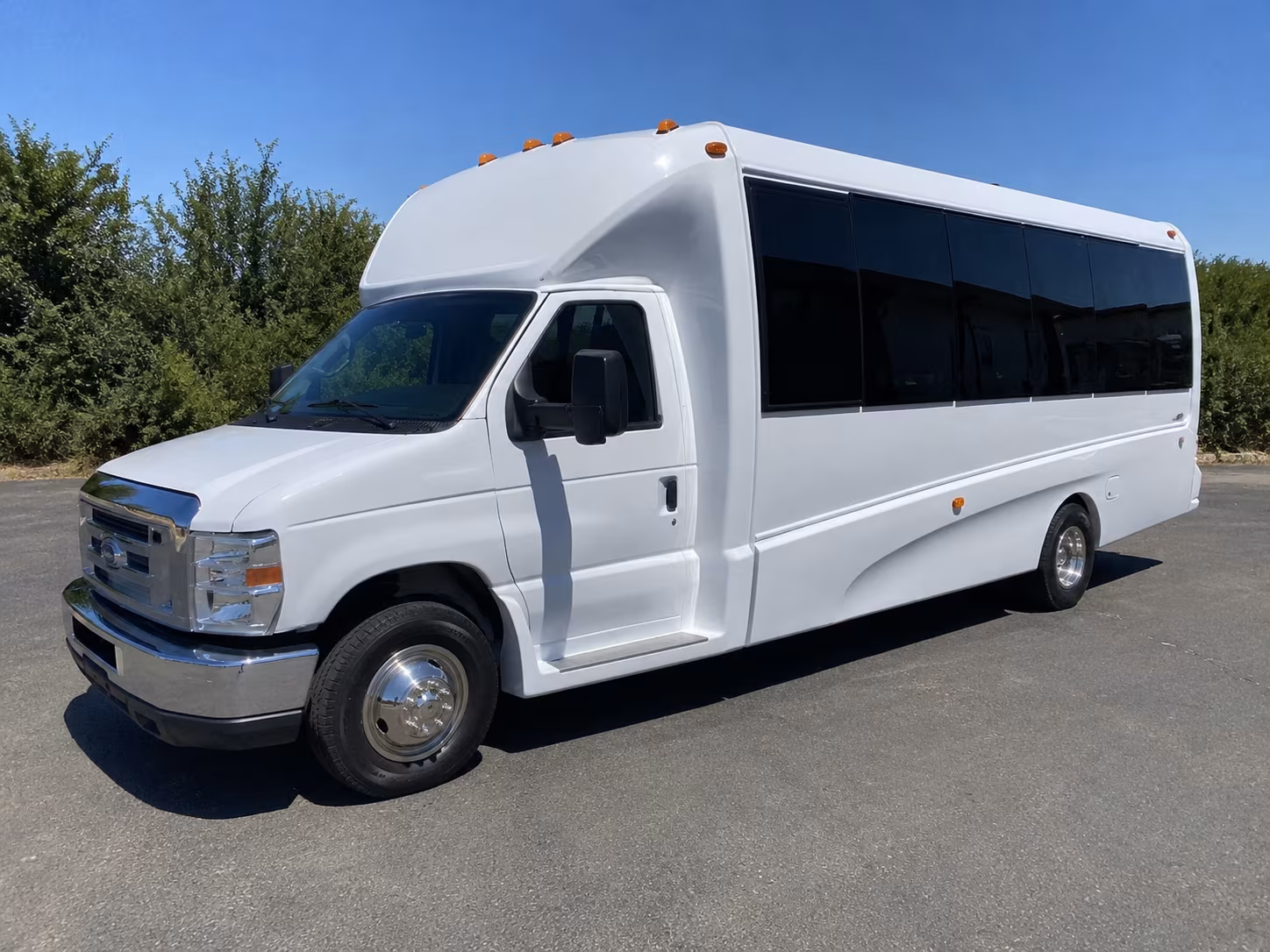 Birmingham Birthday, Sweet 16, & Quinceañera Transportation group transportation