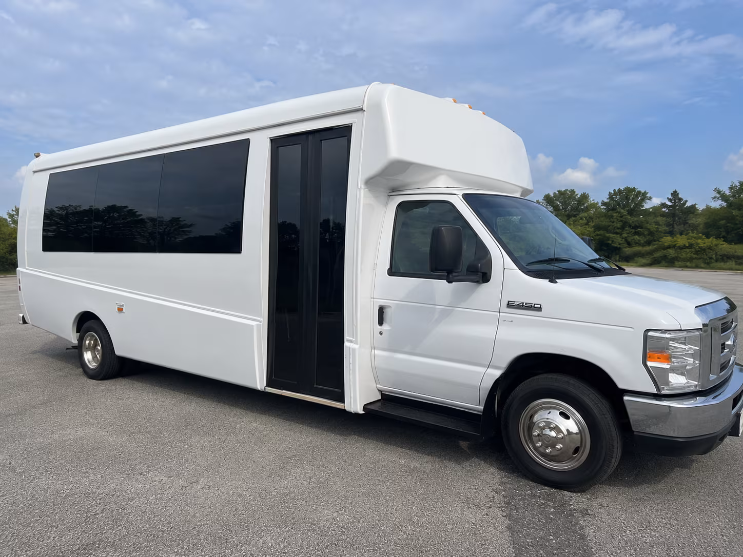 Huntsville Birthday, Sweet 16, & Quinceañera Party Bus Rentals