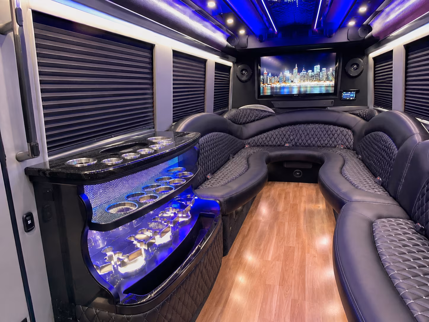 Tuscaloosa Homecoming & Prom Party Bus Rentals